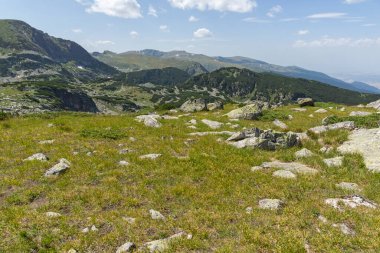Rila Dağı inanılmaz manzara yakın korkunç göl, Bulgaristan