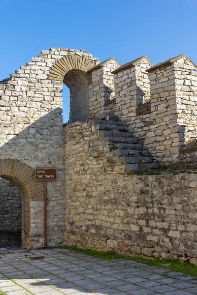 Vue Imprenable Sur Les Ruines Forteresse Médiévale Dans Ville Lovech — Photo