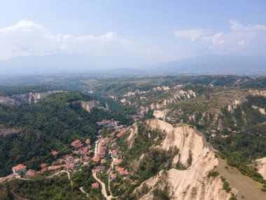 Melnik kum piramitlerinin hava manzarası, Blagoevgrad bölgesi, Bulgaristan
