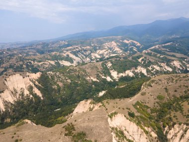Melnik kum piramitlerinin hava manzarası, Blagoevgrad bölgesi, Bulgaristan