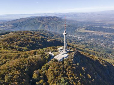 Bulgaristan 'ın Sofya kentindeki Vitosha Dağı' nın şaşırtıcı Sonbahar manzarası