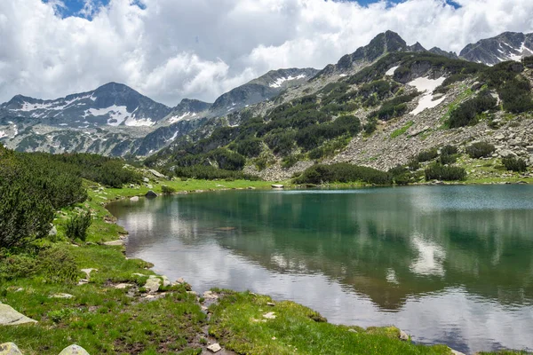 保加利亚皮林山Banderitsa河附近迷人的风景 — 图库照片