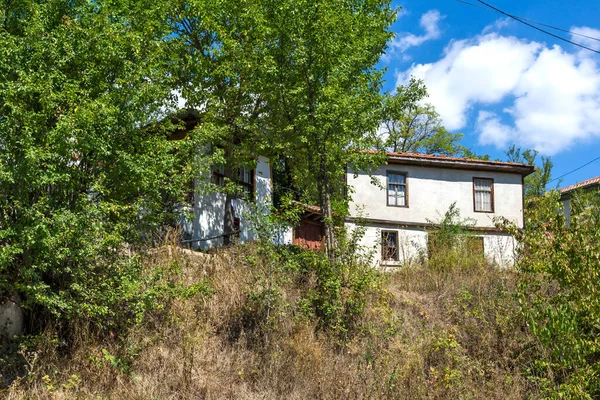 Pueblo Svezhen Con Casas Auténticas Del Siglo Xix Región Plovdiv —  Fotos de Stock