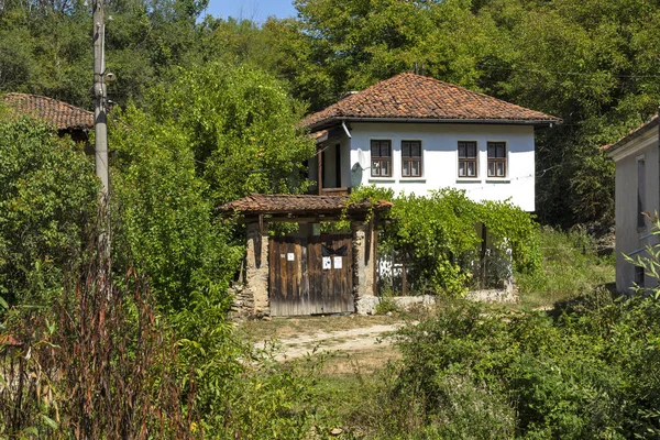 Dorf Svezhen Mit Authentischen Häusern Aus Dem Jahrhundert Region Plovdiv — Stockfoto