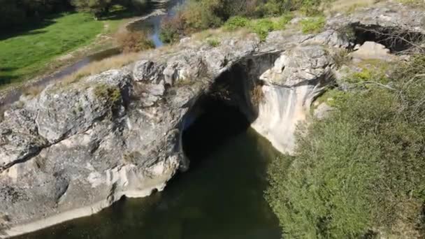 Удивительный Вид Воздуха Скальный Мост Деревне Аглен Ловечская Область Болгария — стоковое видео