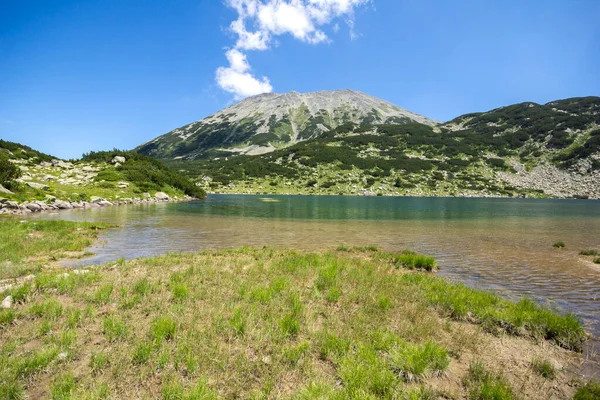 Peisaj Uimitor Muntelui Pirin Lângă Lacul Banderitsa Bulgaria — Fotografie, imagine de stoc
