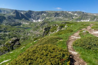 Rila Dağı inanılmaz manzara yakın korkunç göl, Bulgaristan