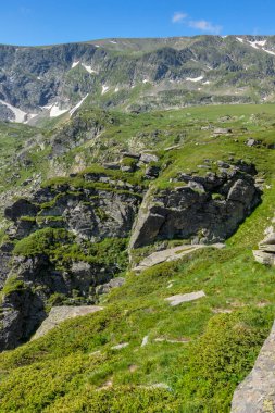 Rila Dağı inanılmaz manzara yakın korkunç göl, Bulgaristan