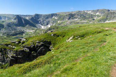 Rila Dağı inanılmaz manzara yakın korkunç göl, Bulgaristan