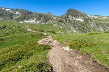 Rila Dağı inanılmaz manzara yakın korkunç göl, Bulgaristan