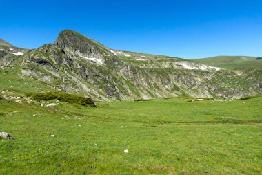 Rila Dağı inanılmaz manzara yakın korkunç göl, Bulgaristan