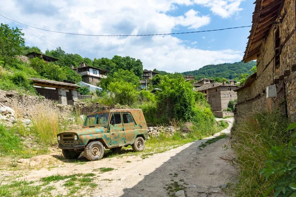 Dorp Kovachevitsa Met Authentieke Negentiende Eeuwse Huizen Regio Blagoevgrad Bulgarije — Stockfoto