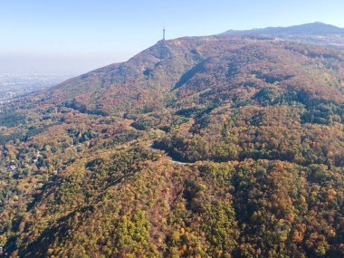 Bulgaristan 'ın Sofya kentindeki Vitosha Dağı' nın şaşırtıcı Sonbahar manzarası