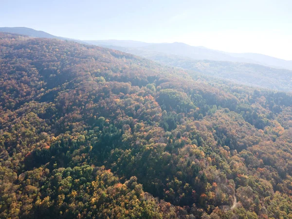 保加利亚索菲亚市维多沙山令人惊奇的空中秋季全景 — 图库照片