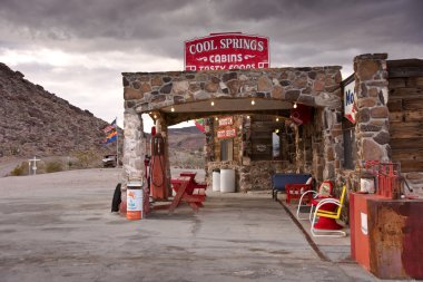 fırtına bulutları üzerinde route 66