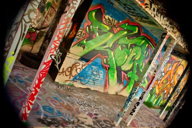 kentsel sundurma sanat
