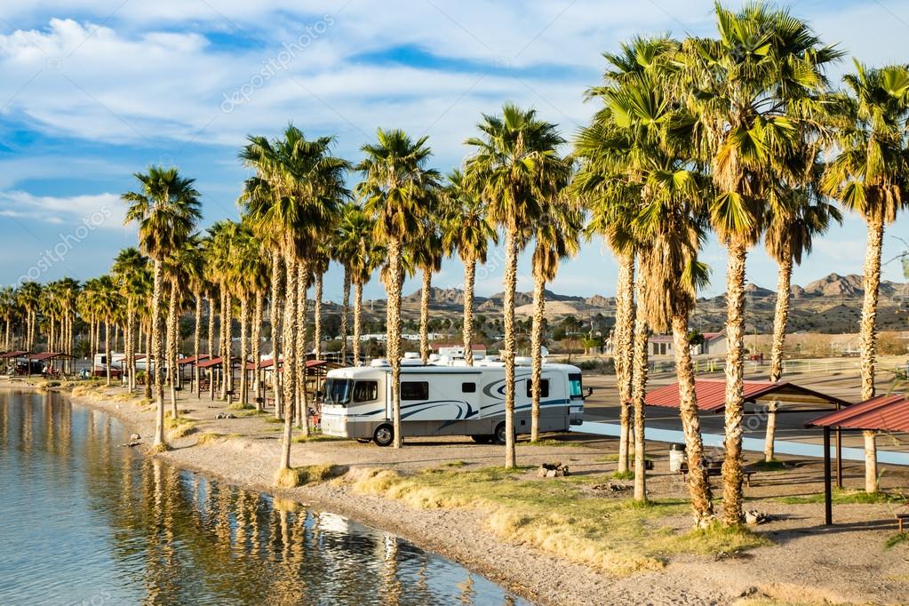 RV Camping at Laughlin, Nevada — Stock Photo © woodkern 22243583