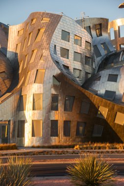 gerçeküstü bizarchitecture