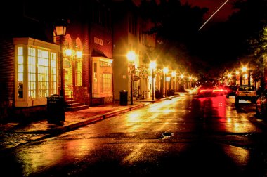 Yağmurlu gece gökyüzü çizgi