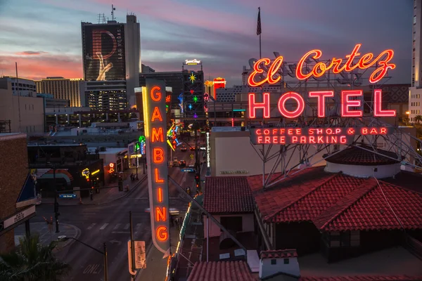 Historisches Wahrzeichen von El Cortez — Stockfoto