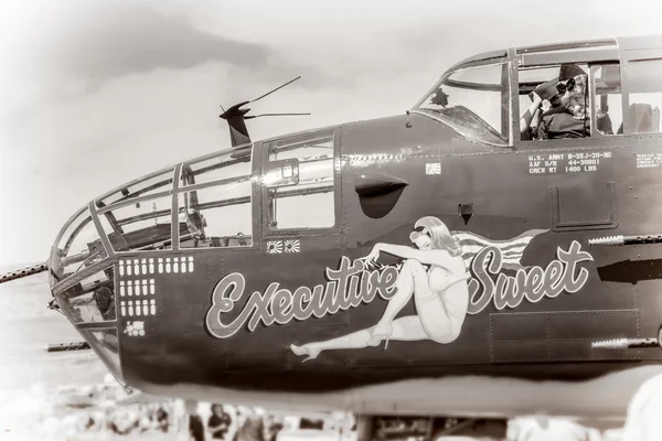 Antique WWII Bomber — Stock Photo, Image