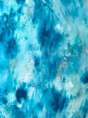 Gümüş aksanlı mavi ve beyaz soyut suluboya