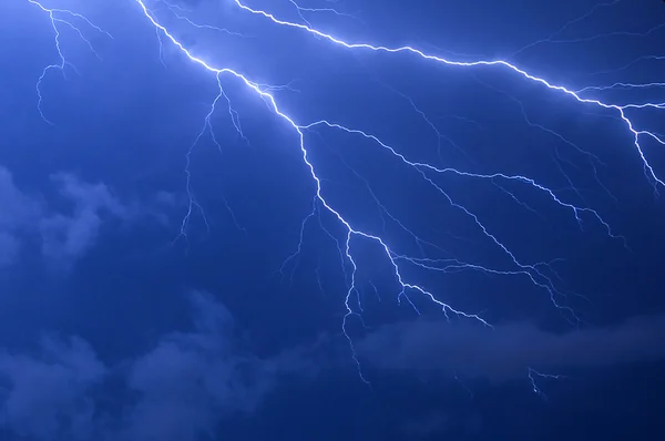 雷击 — 图库照片