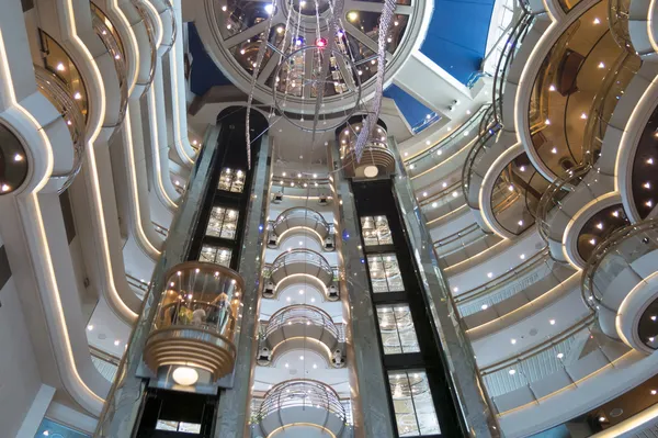 Cruise ship Atrium — Stock Photo, Image