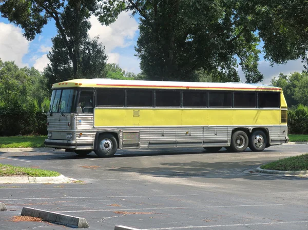 Sarı otobüs — Stok fotoğraf