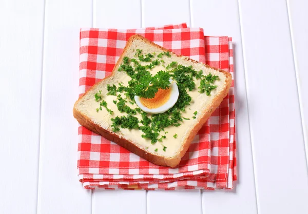 Bread with chopped parsley — Stock Photo, Image