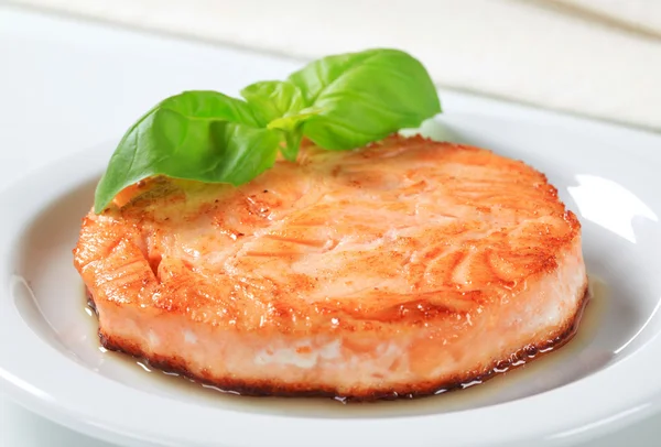 Pan-fried fish patty — Stock Photo, Image