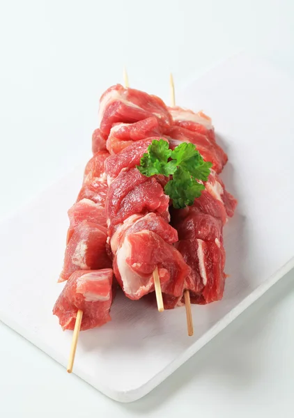 生豚肉の串焼き — ストック写真