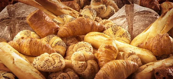 Fresh bread and pastry — Stock Photo, Image