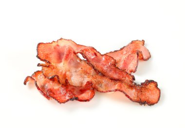 pan kızarmış domuz pastırması şeritler