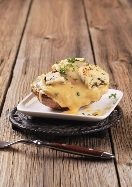 Queso doble patata dos veces al horno —  Fotos de Stock