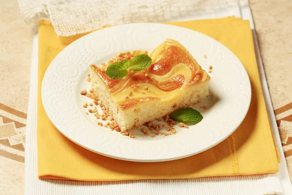クリーム チーズのスポンジ ケーキ — ストック写真