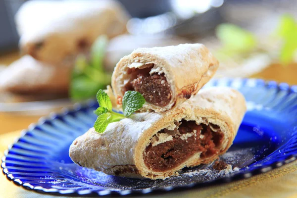 Mini turnovers with nutty filling — Stock Photo, Image