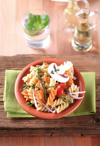 Tri-color corkscrew pasta — Stock Photo, Image