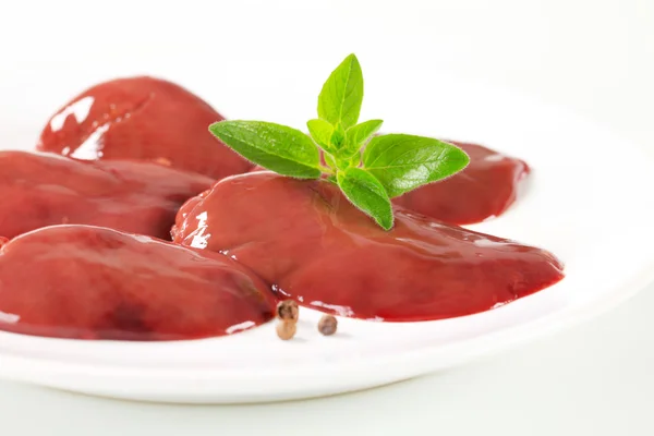 Raw chicken liver — Stock Photo, Image