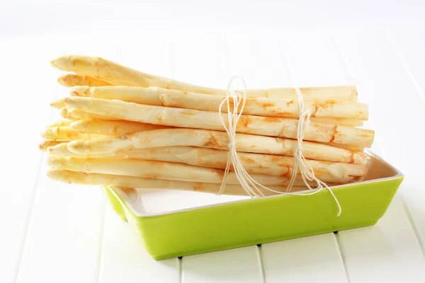 Frischer weißer Spargel — Stockfoto