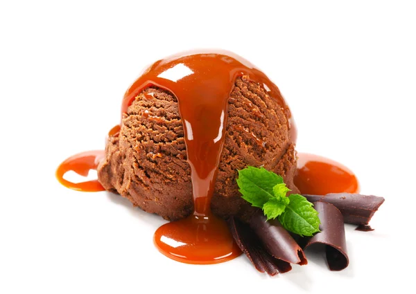Çikolata soslu dondurma — Stok fotoğraf