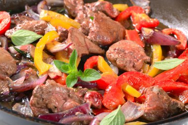 tavuk karaciğer stir fry