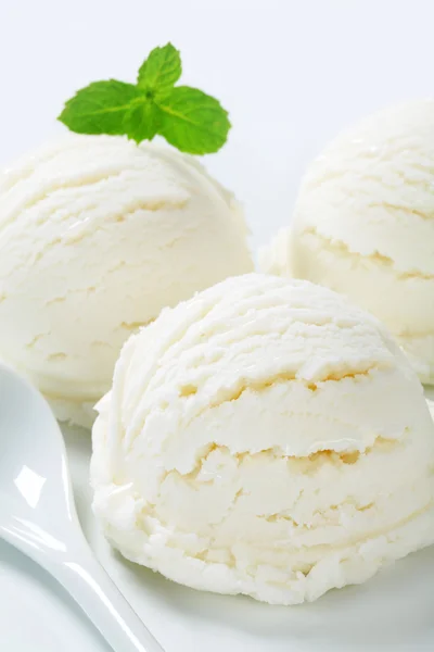 Scoop di gelato bianco — Foto Stock