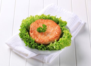 Kızarmış som balığı patty pan