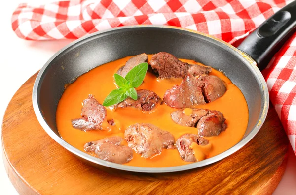 Leber mit Tomatensauce — Stockfoto