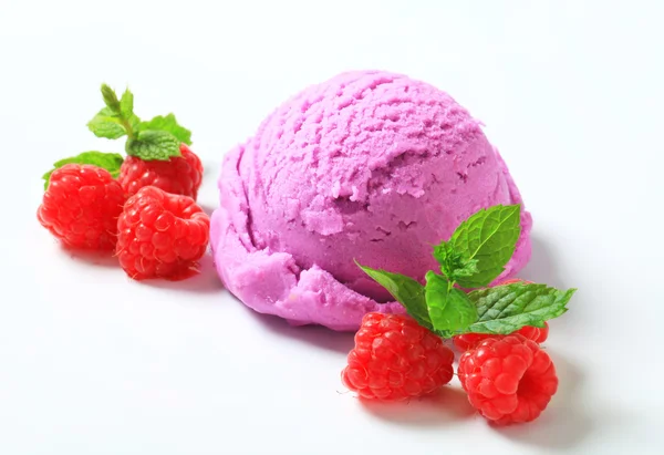 Berry fruit ice cream — Stock Photo, Image