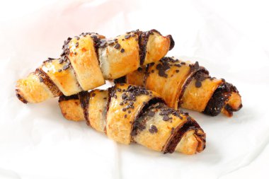 Çikolatalı kruvasan