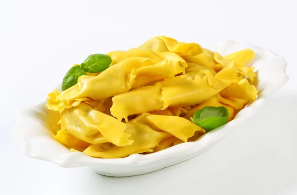 Caramelle shaped stuffed pasta — Stock Photo, Image