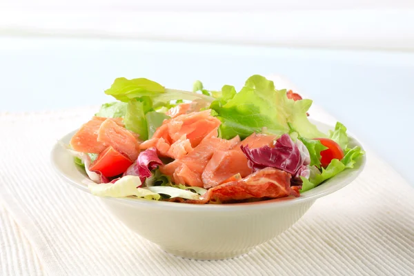 Salmon salad — Stock Photo, Image