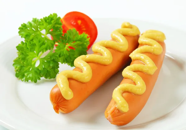 Frankfurter mit Senf — Stockfoto